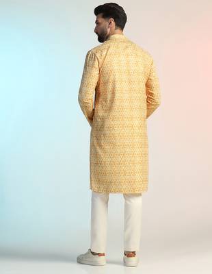 Yellow cotton blend kurta for men with printed design 5