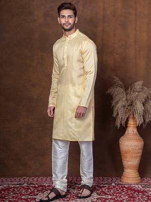 Yellow dupion kurta for men with solid print 4