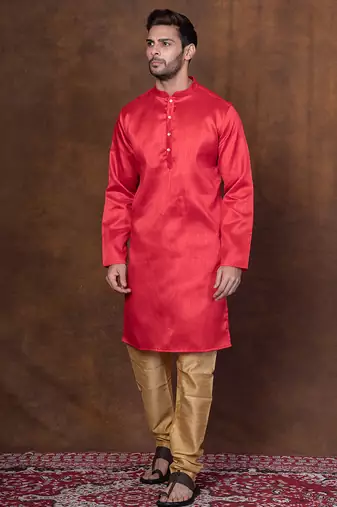 Red dupion kurta for men with solid print