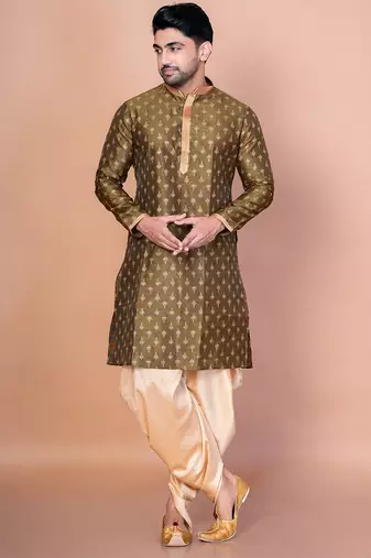 Green dupion kurta for men with embroidered work