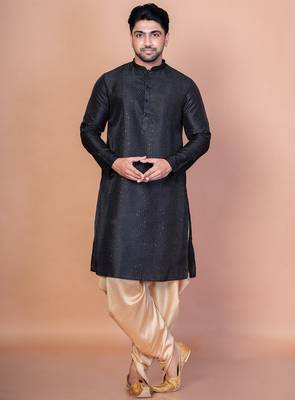 Black bangalorian silk kurta patiala set for men with embroidery work 5