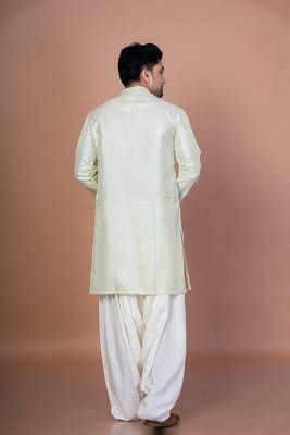 Green bangalorian silk kurta patiala set for men with embroidery work 4