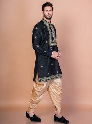 Black cotton blend kurta patiala set for men with embroidery work 3