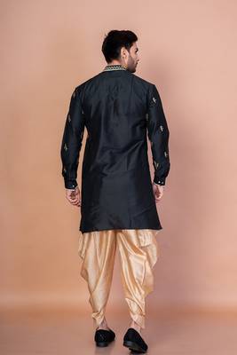 Black cotton blend kurta patiala set for men with embroidery work 4