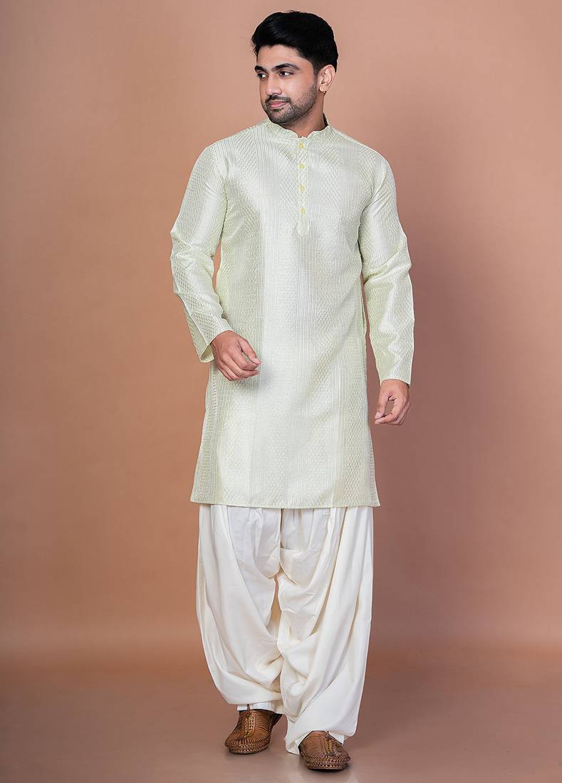 Green bangalorian silk kurta for men with embroidery work