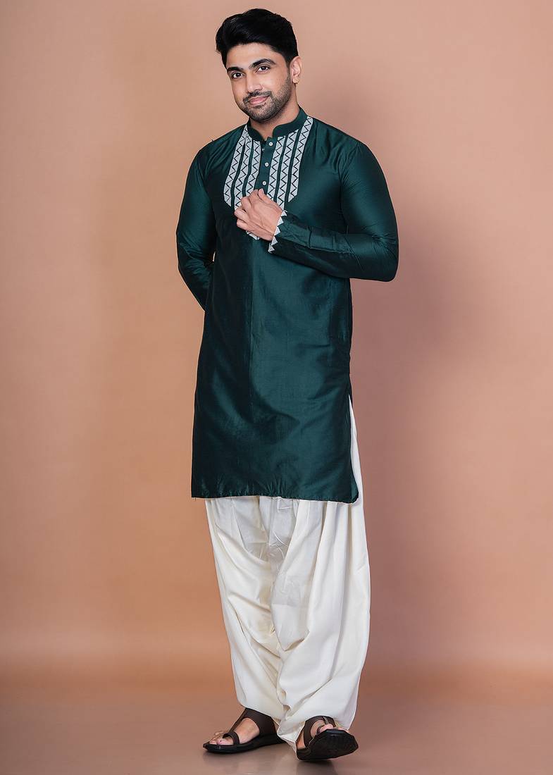 Green cotton blend kurta for men with embellished work