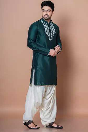 Green cotton blend kurta for men with embellished work