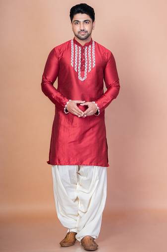 Red cotton blend kurta for men with embellished work