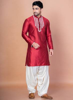 Red cotton blend kurta for men with embellished work 3