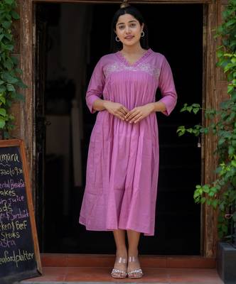 Pink Cotton kurti designed with floral embroidery 1