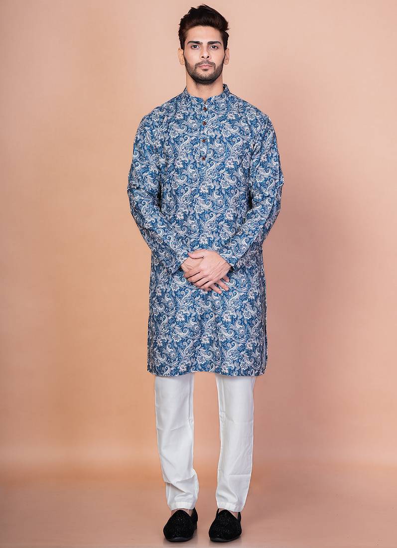 Blue cotton blend kurta for men with printed design
