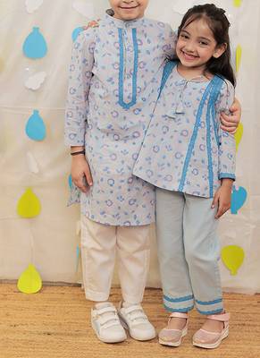 Blue embroidered cotton kurta pyjama 3