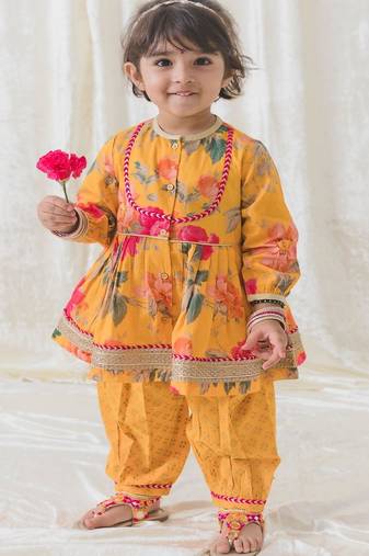 Yellow printed cotton kurta pyjama