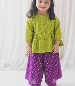 Green printed cotton co ord set with headband