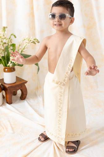 Cream printed cotton mundu