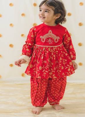 Red embroidered cotton kurta pyjama 2
