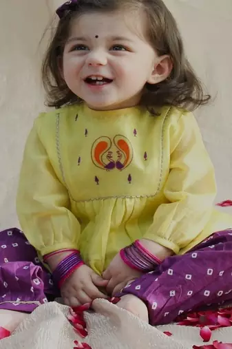 Yellow embroidered chanderi kurta pyjama