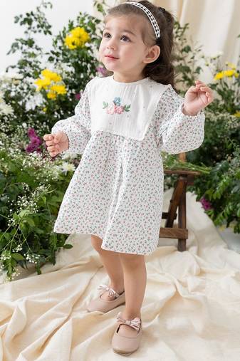 White embroidered cotton co ord set