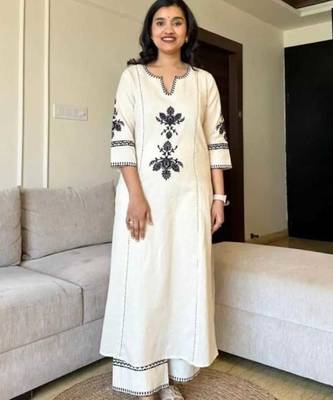 Off White Embroidered South Cotton Kurta and Pant Set 2
