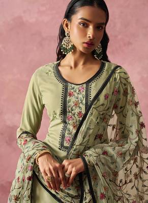 Beige georgette embroidered salwar suit 4