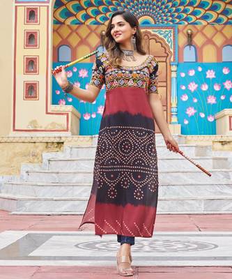 Black rayon badhni print kutchi gamthi work navratri kurti 4