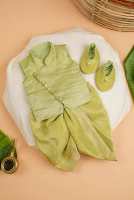 pista green tissue kurta with traditional work 3