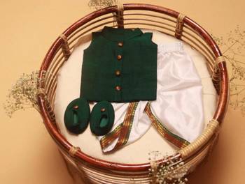 Green handloom cotton shantoon plain emerald set kurta with dhoti for boys 3