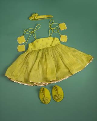 Pistah green tissue embroidered aaradhya frock for girls 2
