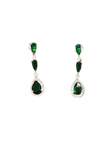 Delicate emerald green stone necklace set with matching drop earrings