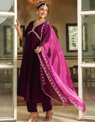 women's purple velvet zari embroidered a-line kurta set 2