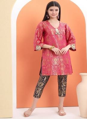 Pink  cotton printed  kurta set 1