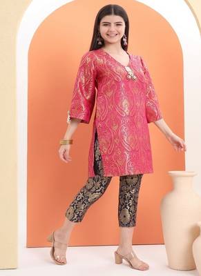 Pink  cotton printed  kurta set 4