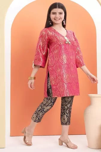 Pink  cotton printed  kurta set
