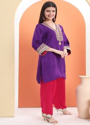 Purple cotton embroidered  kurta set 4
