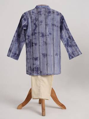 Blue  cotton embroidered  kurta pyjama 2