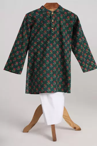 Green cotton embroidered  kurta pyjama