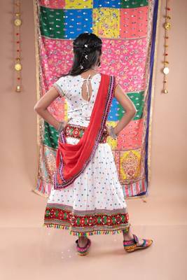 Navratri theme cotton half sleeves kutch work embroidered lehenga choli with dupatta - white 3