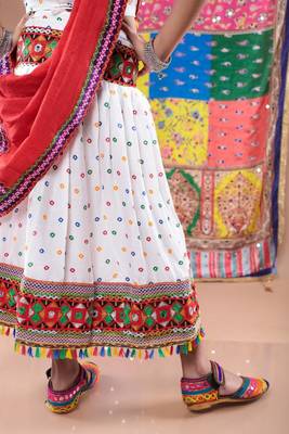 Navratri theme cotton half sleeves kutch work embroidered lehenga choli with dupatta - white 4