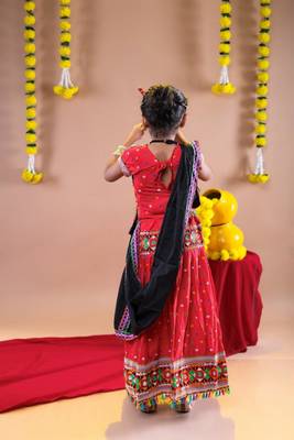 Navratri theme cotton half sleeves kutch work embroidered lehenga choli with dupatta - red 3