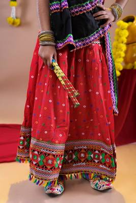 Navratri theme cotton half sleeves kutch work embroidered lehenga choli with dupatta - red 4