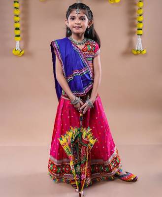 Navratri theme cotton half sleeves kutch work embroidered lehenga choli with dupatta - pink 2