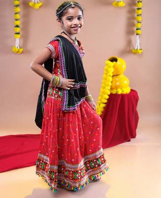 Navratri theme cotton half sleeves kutch work embroidered lehenga choli with dupatta - red 5