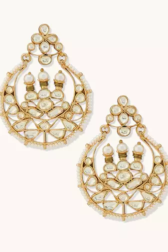 gold plated elegant kundan stone studded & pearl beaded chandbalis