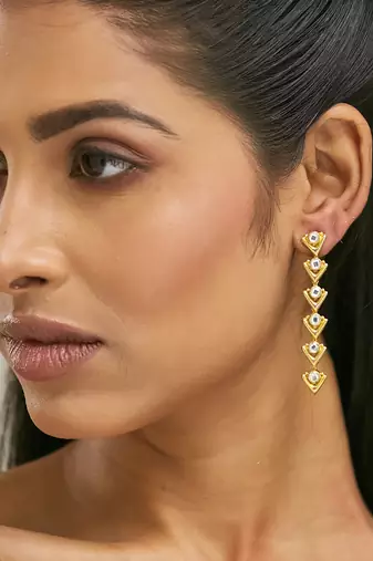 18k gold plated crystal stone studded triangular drop sleek earrings