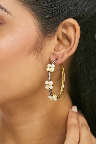 22k gold-plated elegant pearl beaded circular hoop earrings