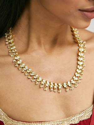 gold plated kundan & pearl studded matha patti cum necklace 3