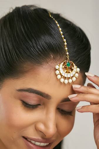 gold plated green stone & kundan studded with pearl drop maang tikka head jewellery