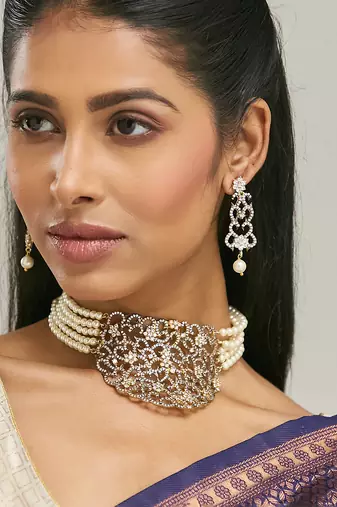 gold plated cubic zirconia studded & pearl beaded necklace set
