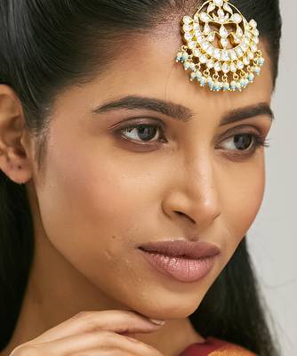gold plated crescent maang tikka 1