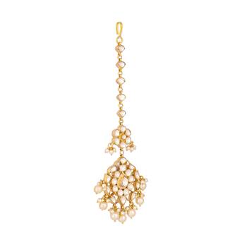 gold plated kundan studded maang tikka head jewellery 4